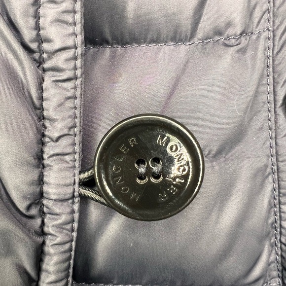 Moncler  Genevrier Down Puffer  Jacket Winter Coat Women’s Size XS Blue Khloe - Picture 5 of 9